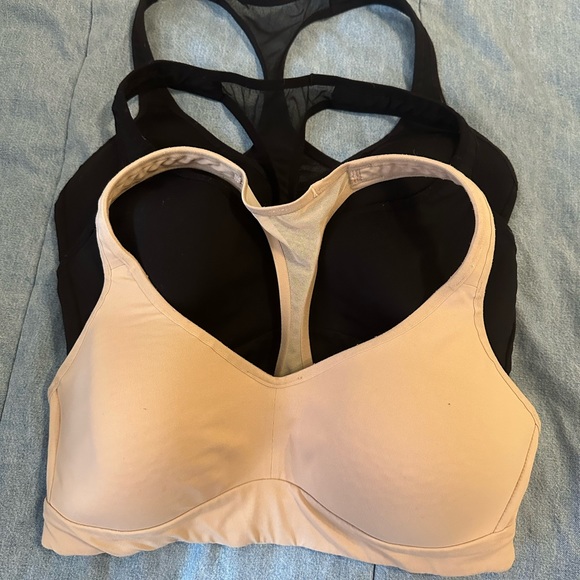 Lululemon size 8 sports bra, like new - Picture 1 of 2